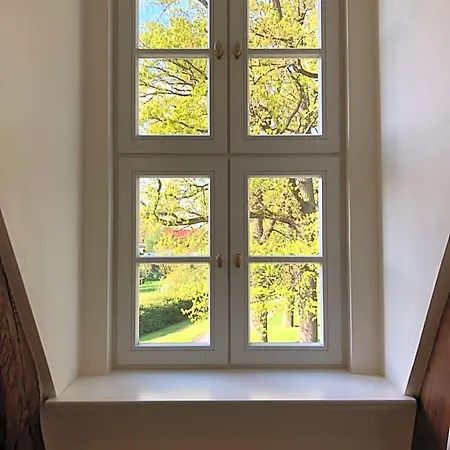 Jagdschloss *